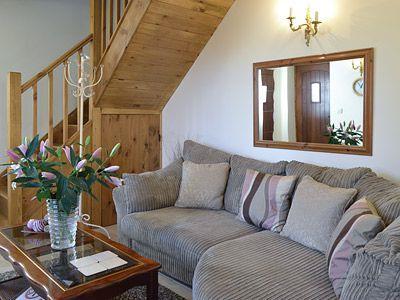 Thomsons Arms Cottages No1 -28041