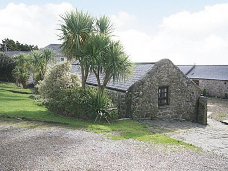 No 1 - Landsend Cottages