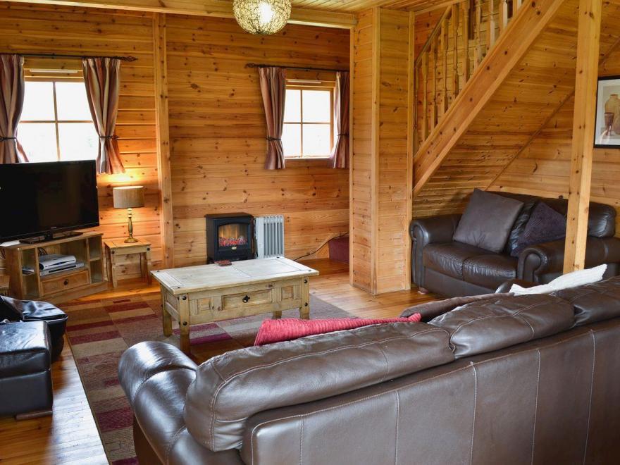 Sun View Lodge No 4 - HW7516