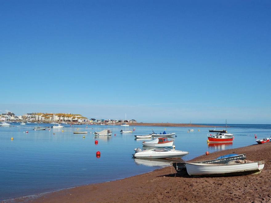 Forge Cottage - 28221