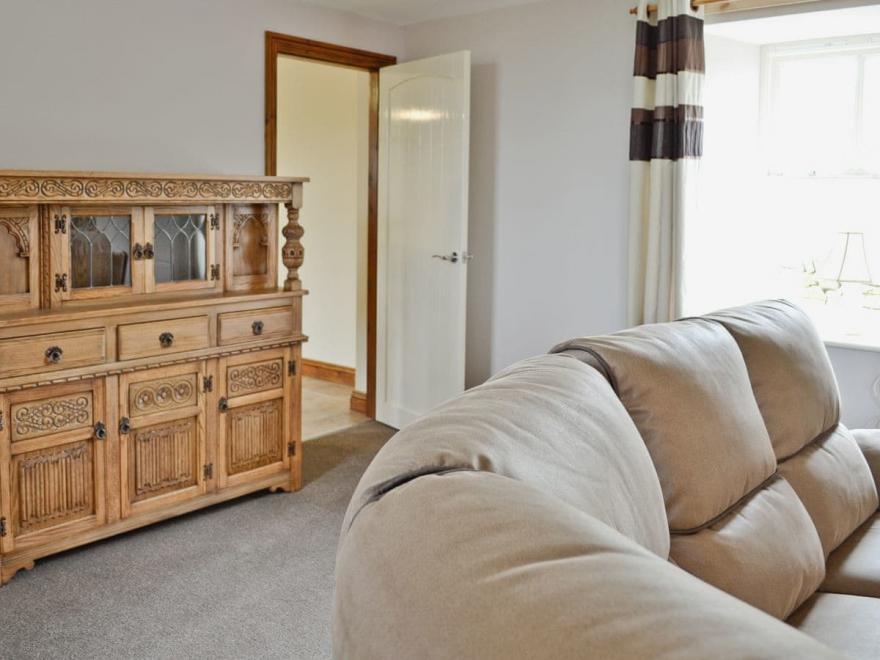 The Wallaces - 28856