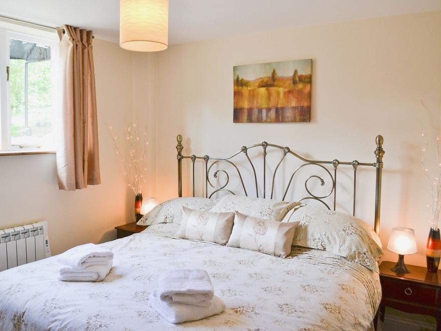 Barn Terrace - 28972