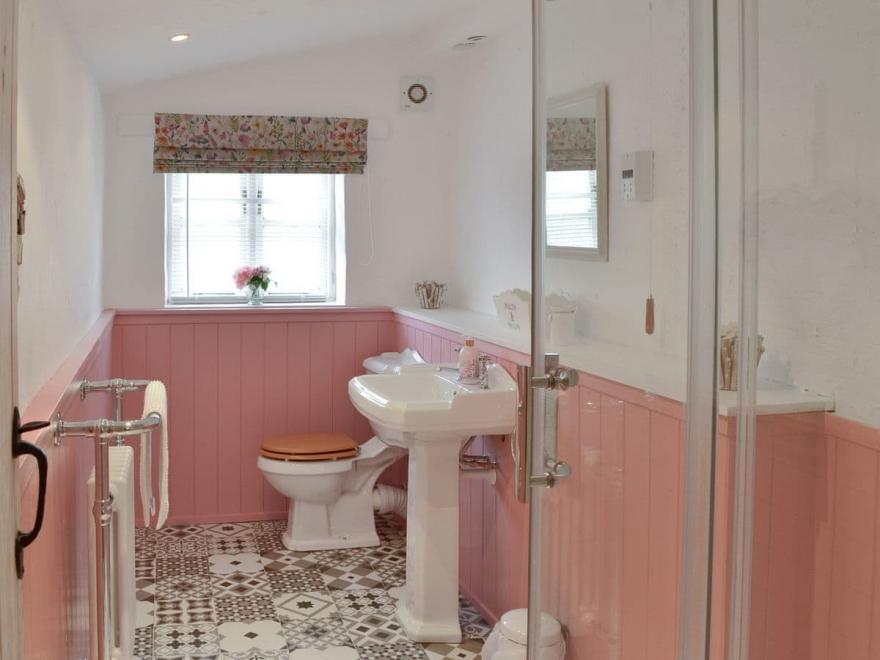 Jasmine Cottage - 29078