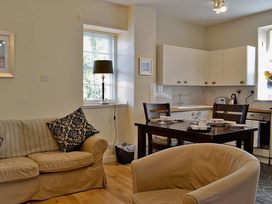 Iona Cottage - 29133