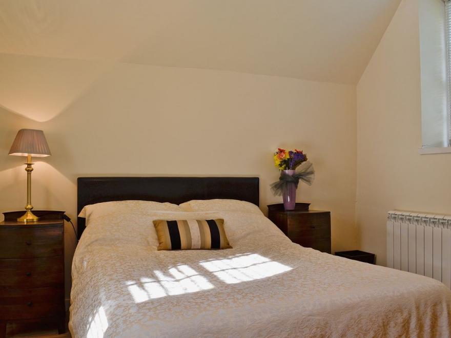 Iona Cottage - 29133