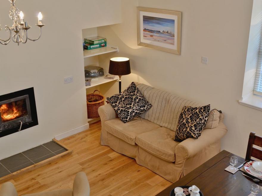 Iona Cottage - 29133