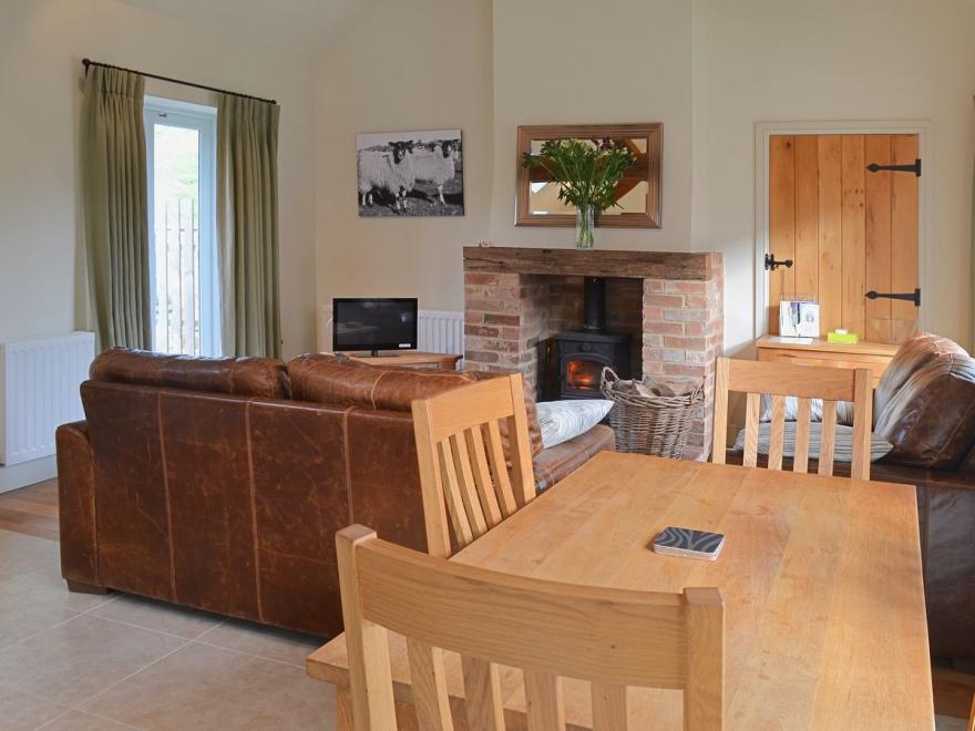 Jumbo's Stable  - 29174