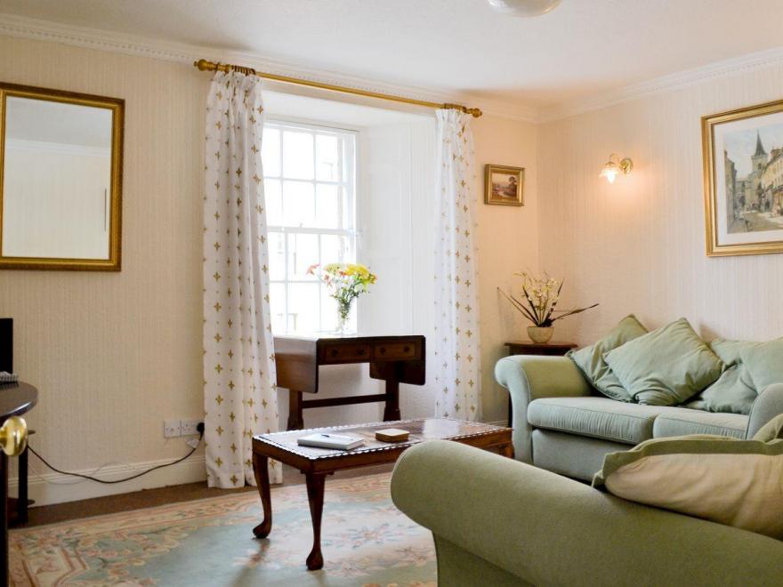 The Great Lodging Red House