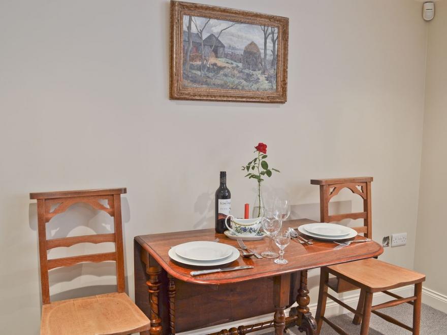 Thorneycroft Apartment - 30071