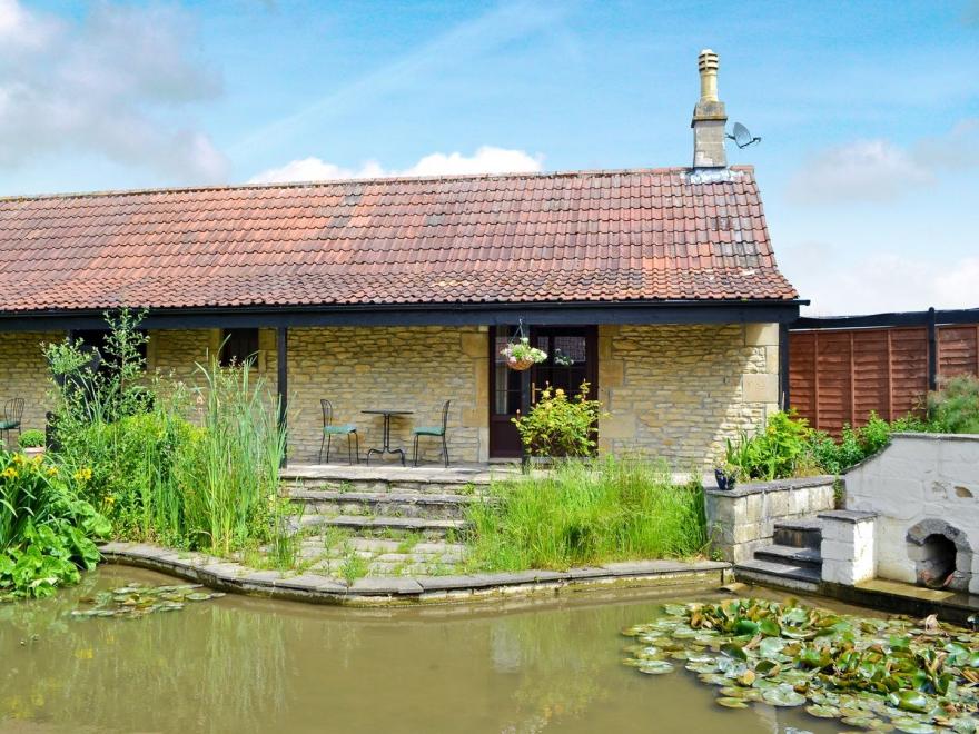 The Drake Studio - 27747