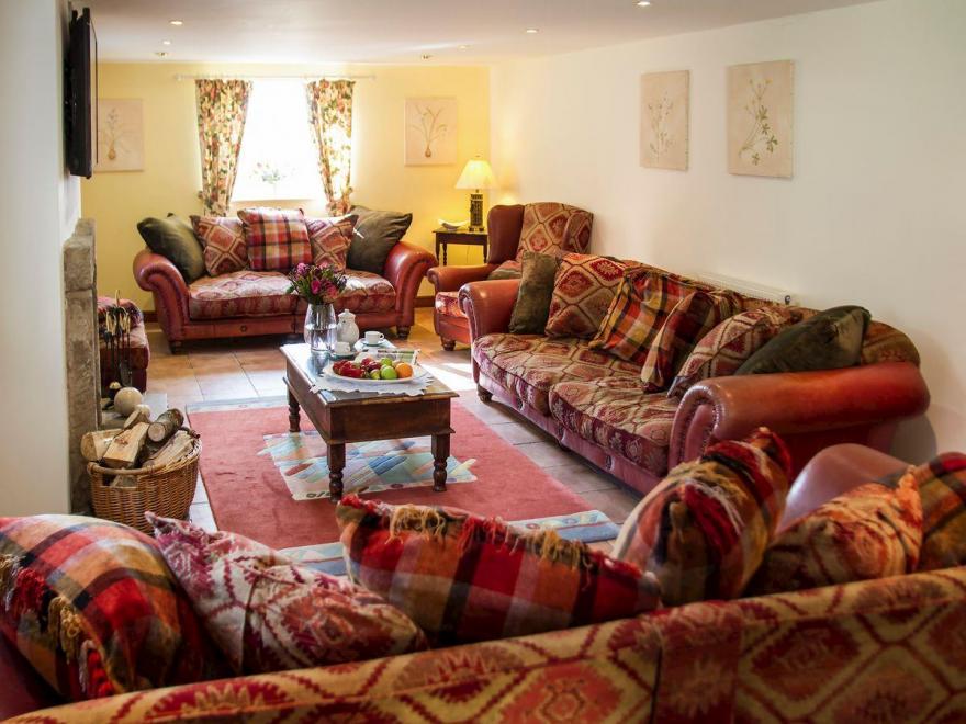 The Old Stables - UKC765