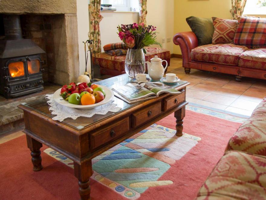 The Old Stables - UKC765