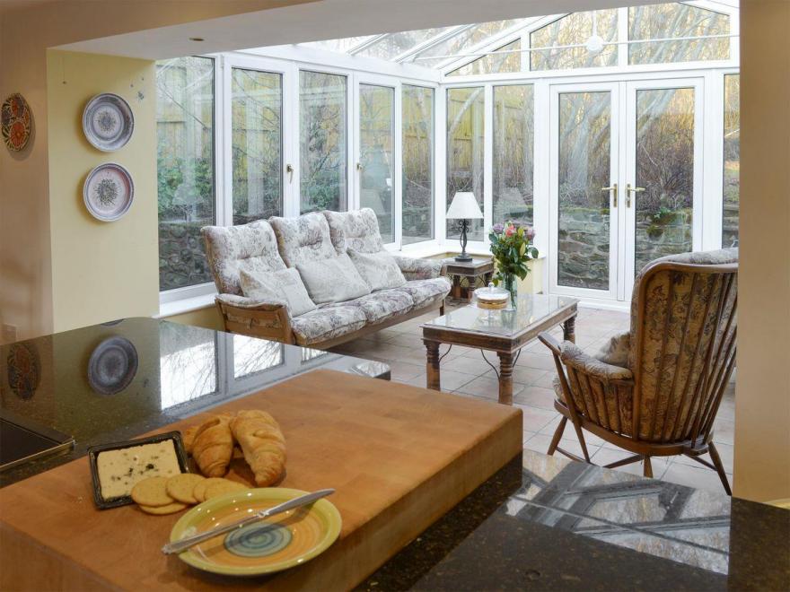 The Old Stables - UKC765