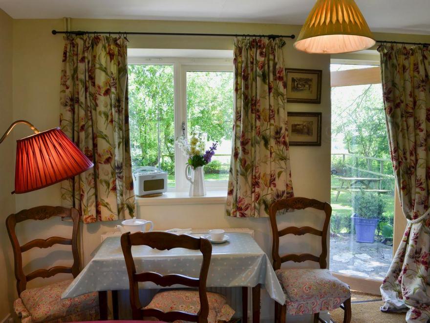 Stable Cottage -4533