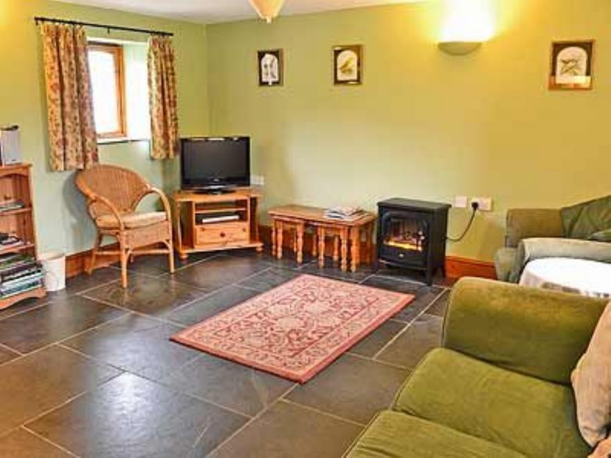 Aunt Nell's Cottage - 18826