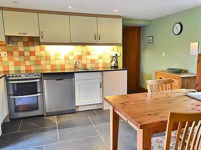 Aunt Nell's Cottage - 18826