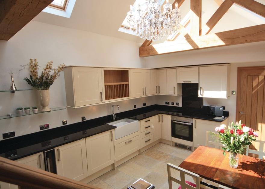 Willsbrook Lodge - HW7698