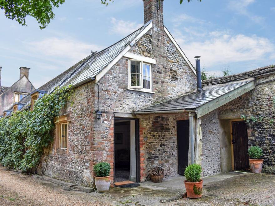 Cerne Abbey Cottage
