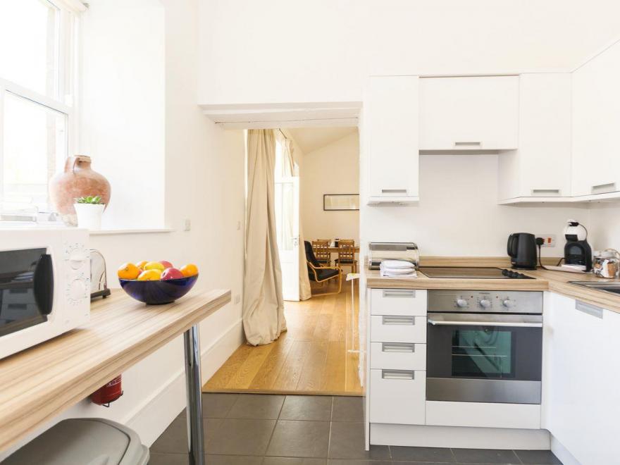 Priory Cottage - UKC13