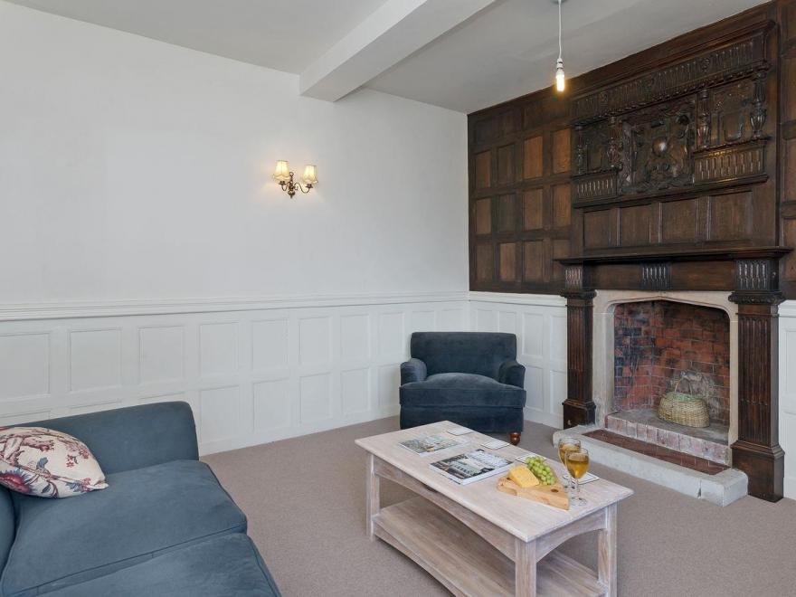 The Generals Quarters