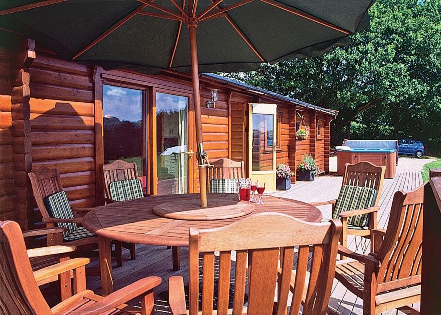 Cider Mill Lodge - HW7420