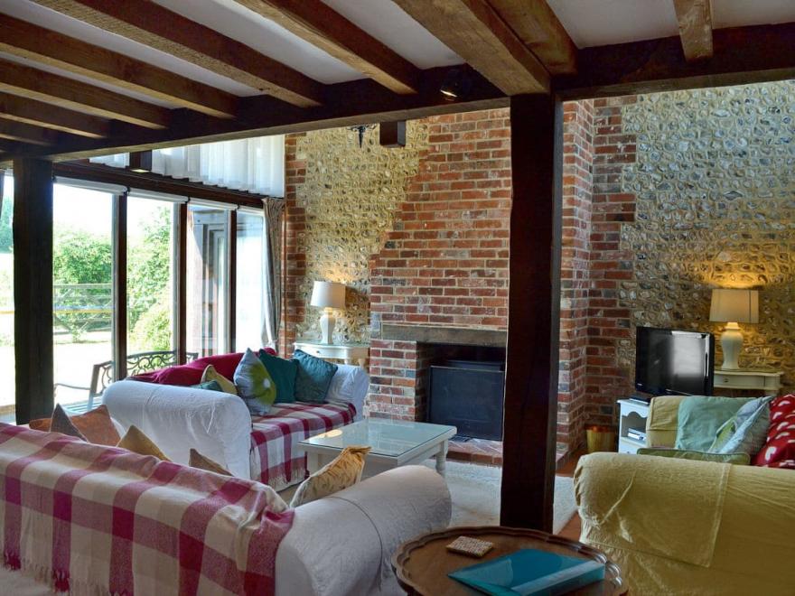 Tiplen Green Barn-dng