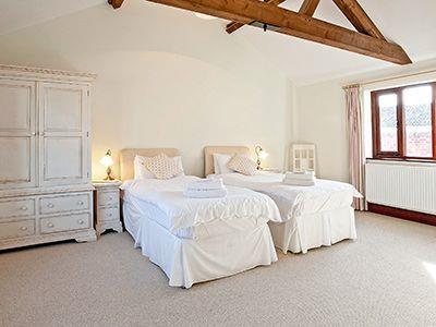 Woodpecker Barn - Cwl