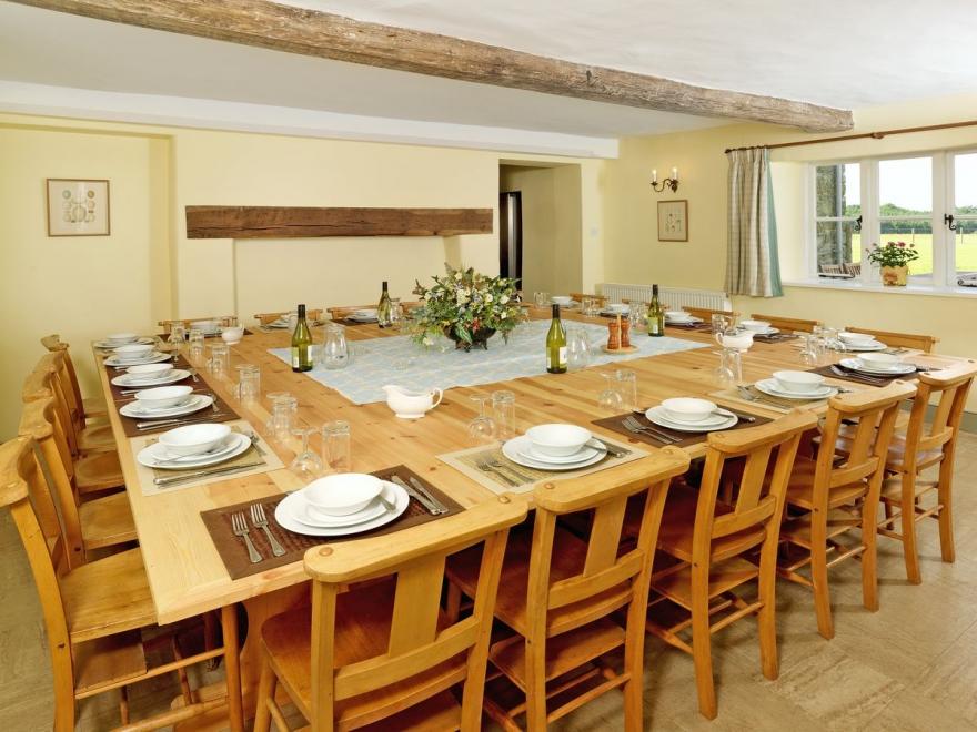 Henley Farmhouse - Rjj3