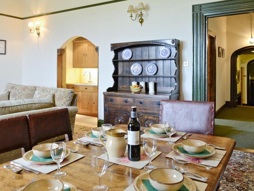 Penn-Curzon Apt - FHK