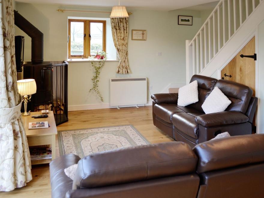 Stable Cottage - HTTK