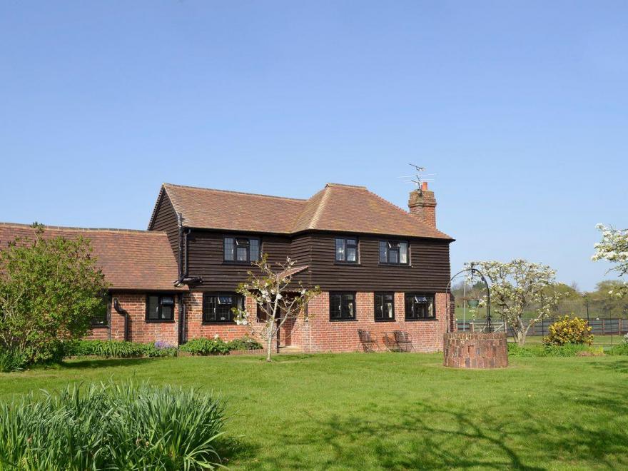 Turtles Farm Cottages