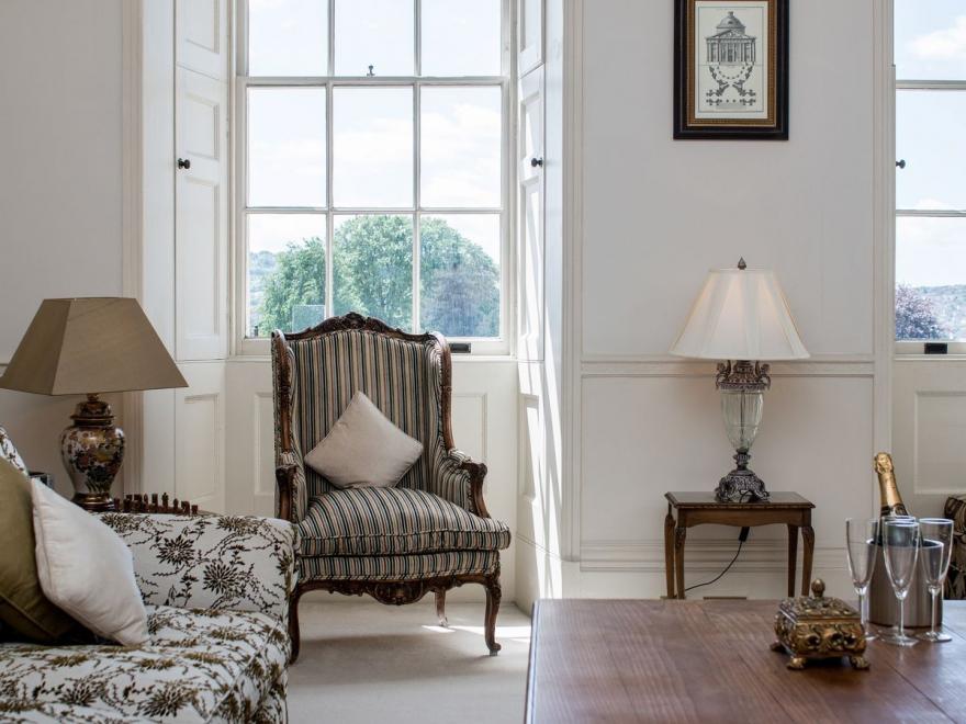 Royal Crescent Apartment