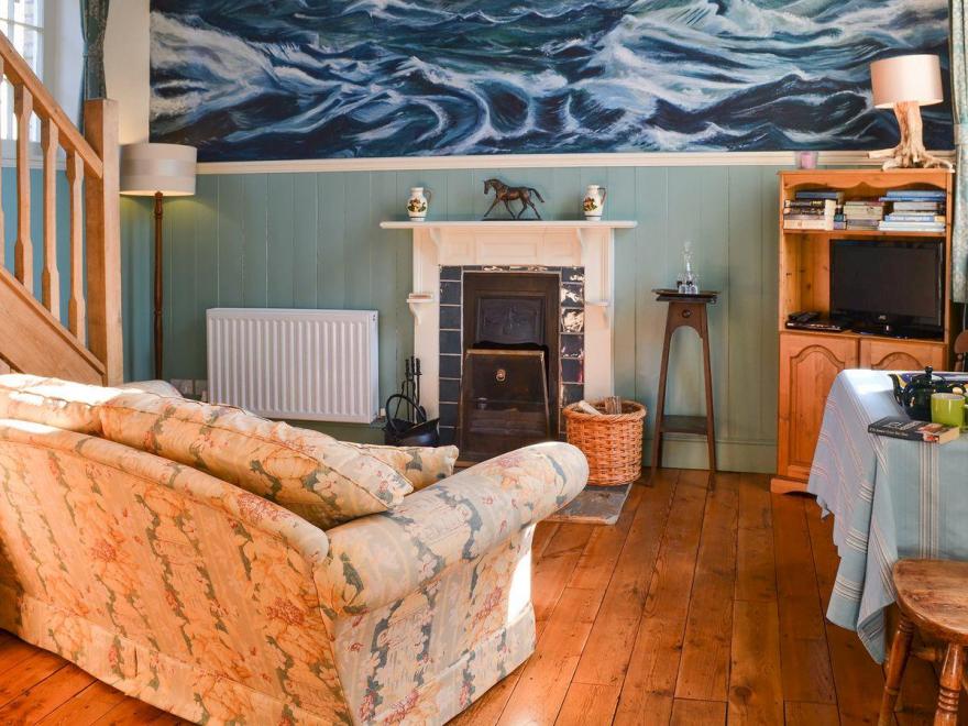 The Old School Room - HTTE