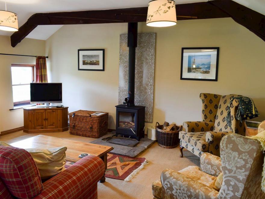 5 Swallowholm Cottages