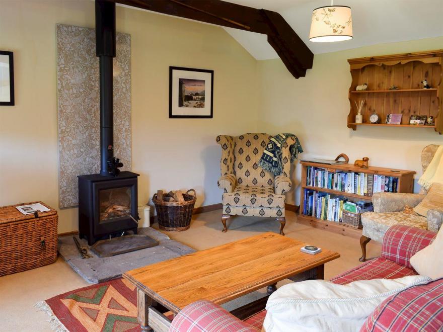 5 Swallowholm Cottages