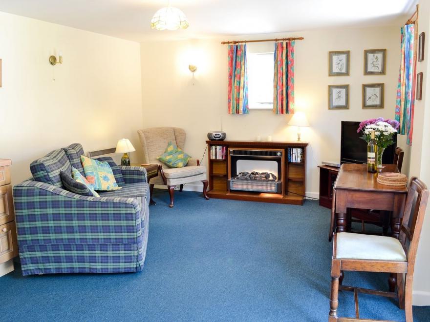 Pig Sty Cottage - E1867