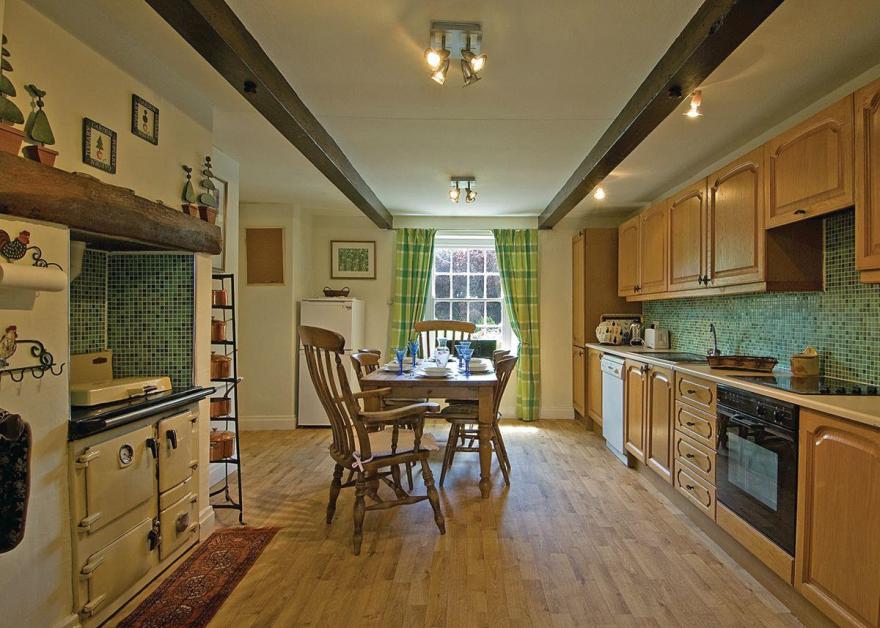 Carriage House - E5119