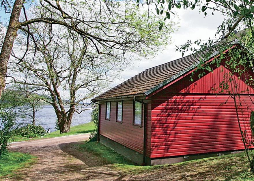 Mountain Thyme Lodge - S4033