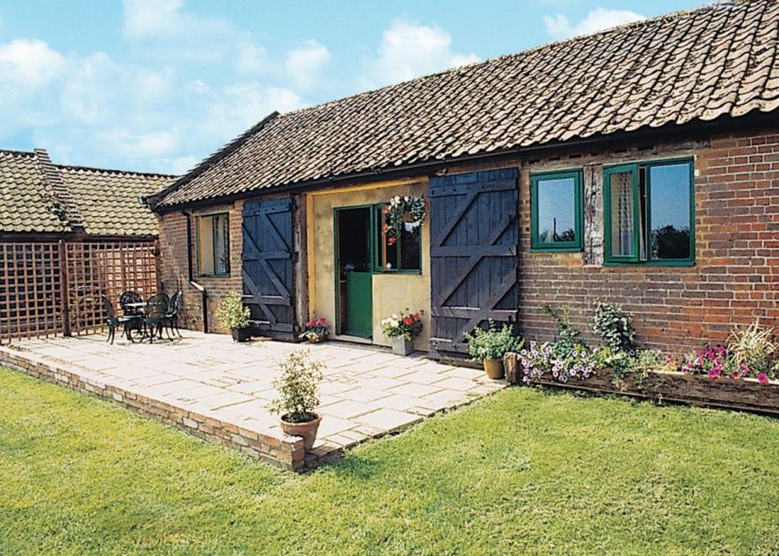 The Cart Shed - E1768