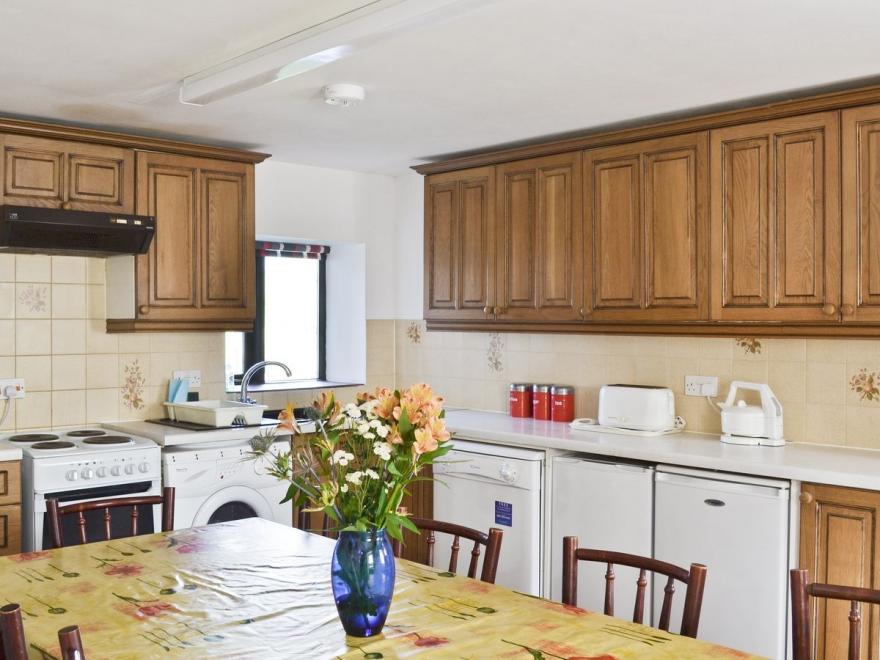 Elm Cottage - RCHP133