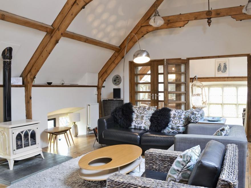 The Old Sunday School - E5203