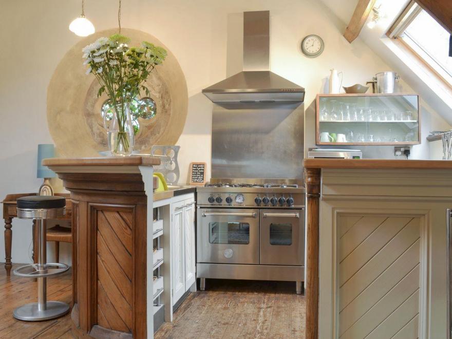 The Old Sunday School - E5203