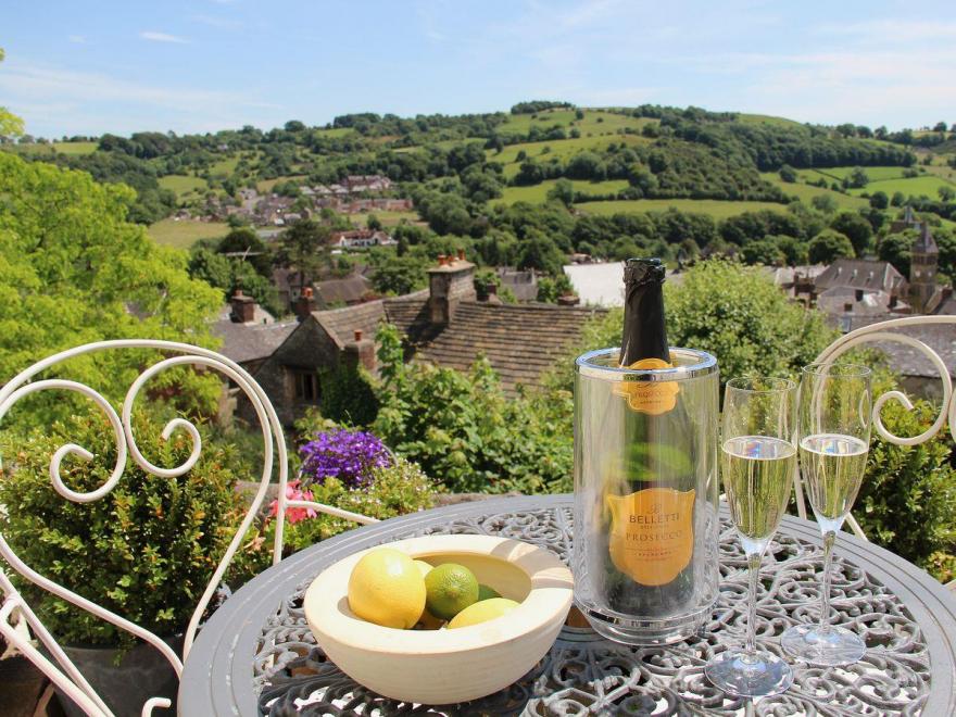 The Wee House on the Hill