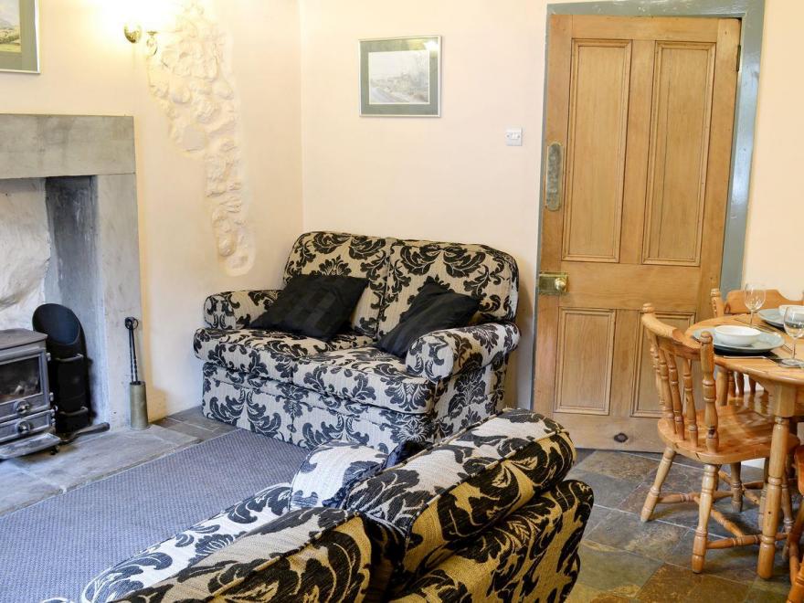 Langcliffe Lock Cottage