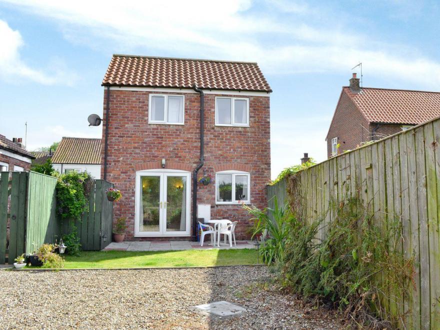 Wolds View Holiday Cottage