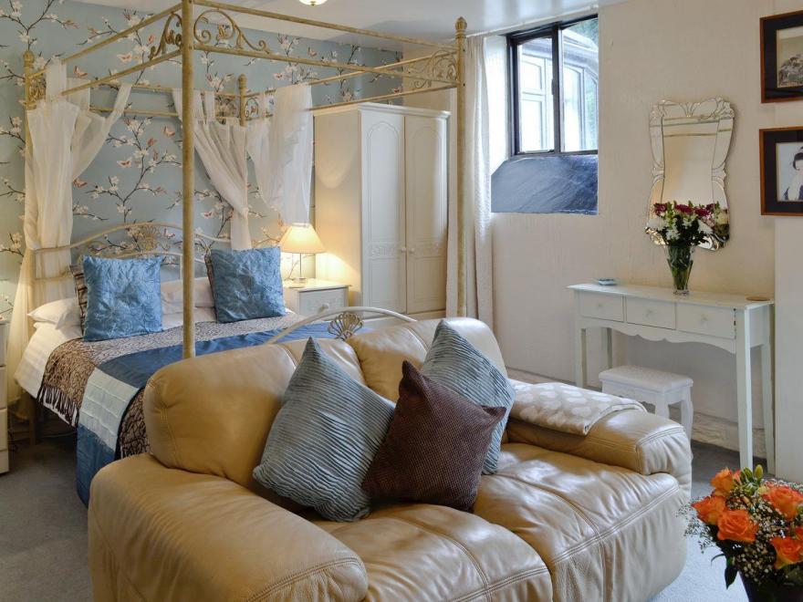 Rosecraddoc Manor - Coachman's