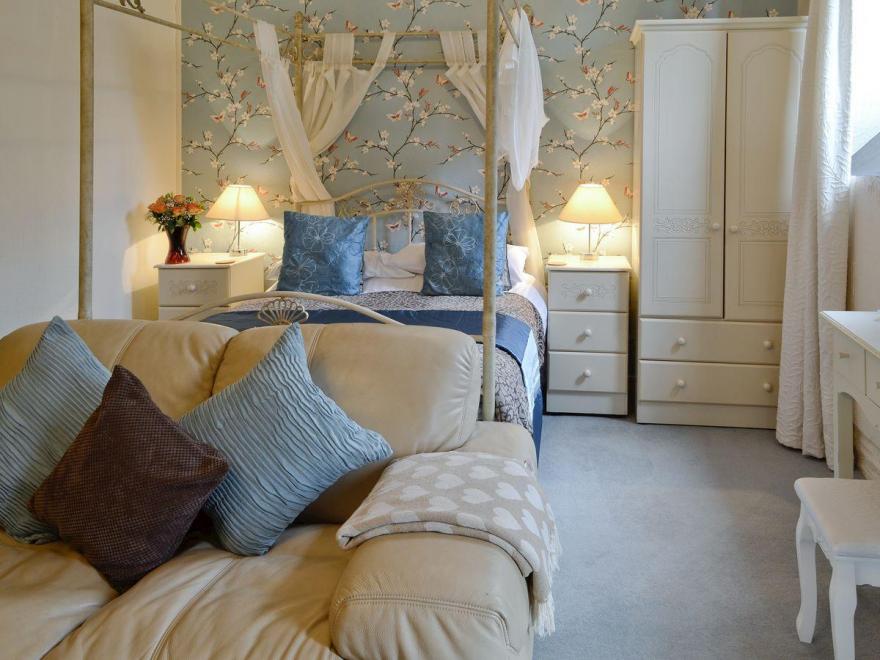 Rosecraddoc Manor - Coachman's