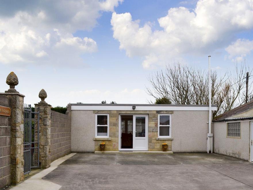 Strand Cottage