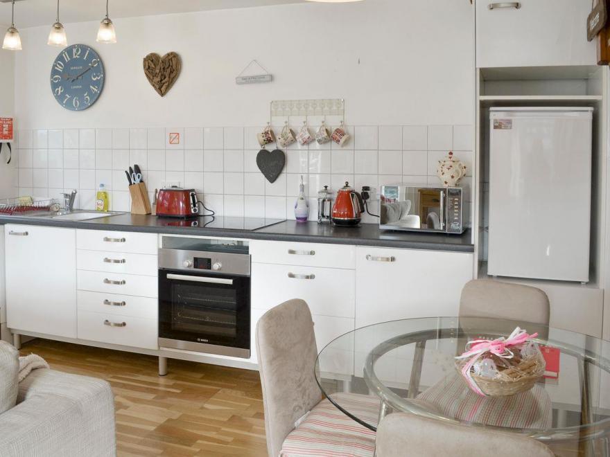 Water's Edge Holiday Home