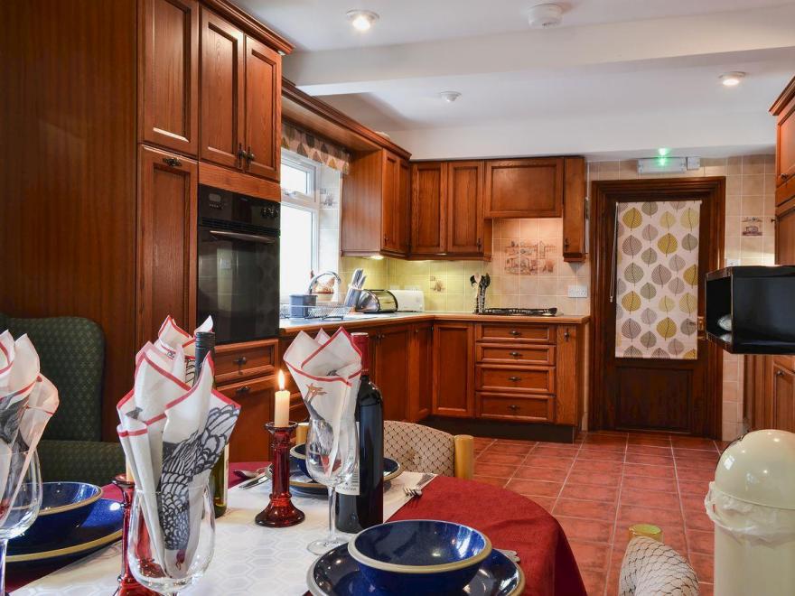 Brynllin Holiday Cottages - Dildre